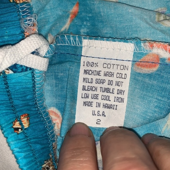 Gently Loved Toddler Aloha Mo’i Short Set Adorableble - Picture 6 of 7